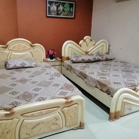 Palm Valley Hotel Sukkur 외부 사진